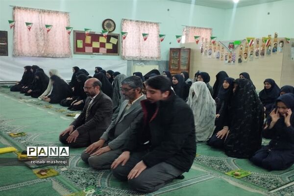 حضور مدیر سازمان دانش‌آموزی استان اصفهان در برنامه رادیو‌ کاشان وبازدید از مدارس کاشان در دهه فجر