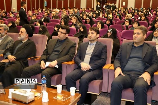 کنگره شهدای دانش‌آموزی آموزش و پرورش منطقه ۲ تهران