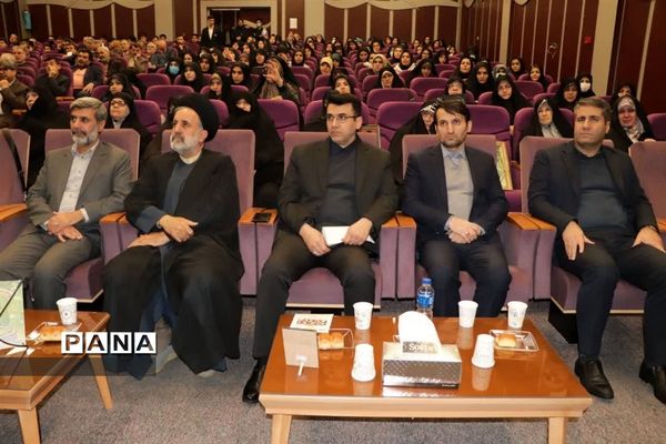 کنگره شهدای دانش‌آموزی آموزش و پرورش منطقه ۲ تهران