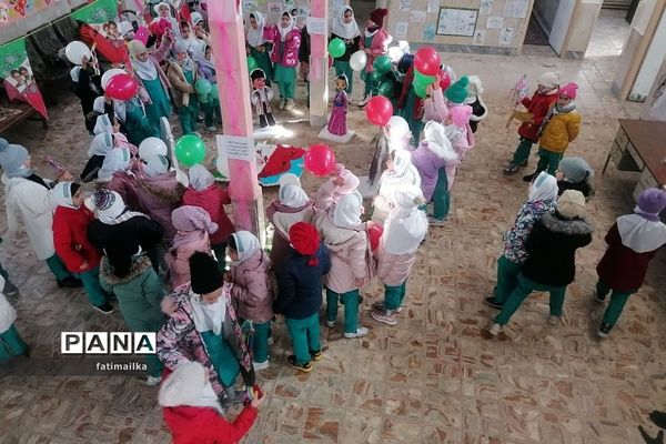 جشنواره ساخت آدم‌برفی و پرواز بادبادک‌ها در شهرستان فیروزکوه