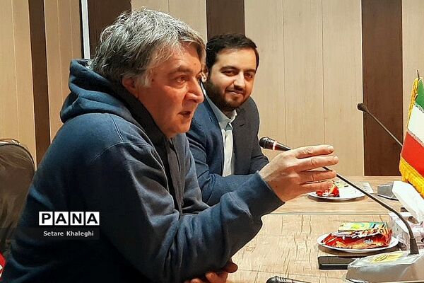 کارگاه نویسندگی برای دانش‌آموزان، در دماوند