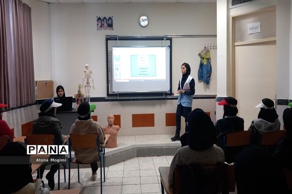 آموزش امدادنجات در مدرسه ۱۵ خرداد شهرستان بجنورد