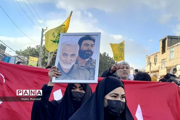 برگزاری مراسم تشییع پیکر مبارک شهید مدافع حرم در بهارستان 2