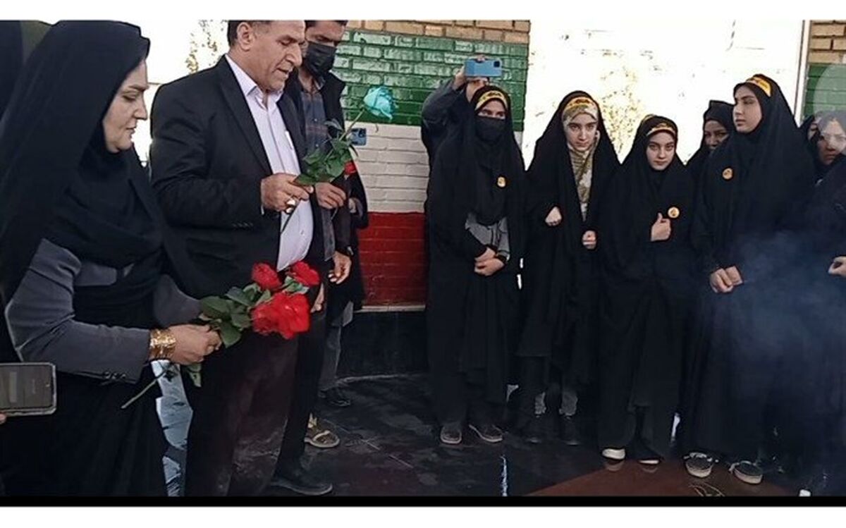 غبارروبی مزارشهدای گمنام در کوهدشت
