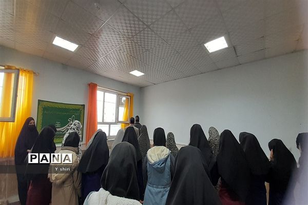 نمایشگاه دانش‌‎آموزی از جنس انقلاب