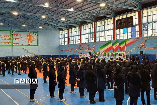 مانور یاوران انقلاب دانش‌آموزان شهرستان ورامین