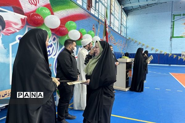 مانور یاوران انقلاب دانش‌آموزان شهرستان ورامین