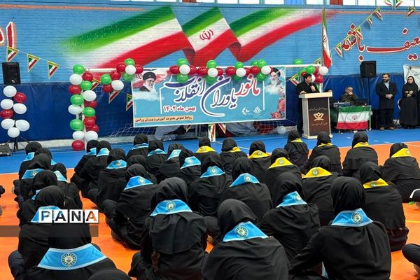 مانور یاوران انقلاب دانش‌آموزان شهرستان ورامین