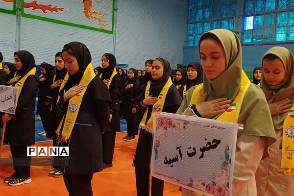 مانور یاوران انقلاب دانش‌آموزان شهرستان ورامین