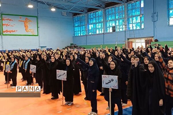 مانور یاوران انقلاب دانش‌آموزان شهرستان ورامین