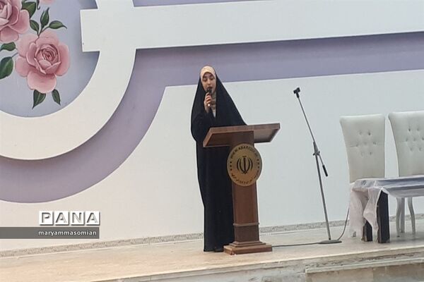 جشن انقلاب در آموزش و پرورش شهرستان ابرکوه