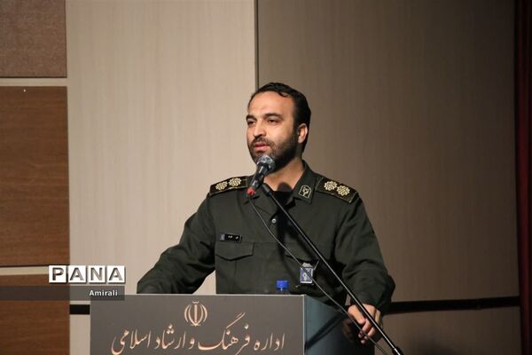 همایش مداحان و شعرای آیینی در قرچک