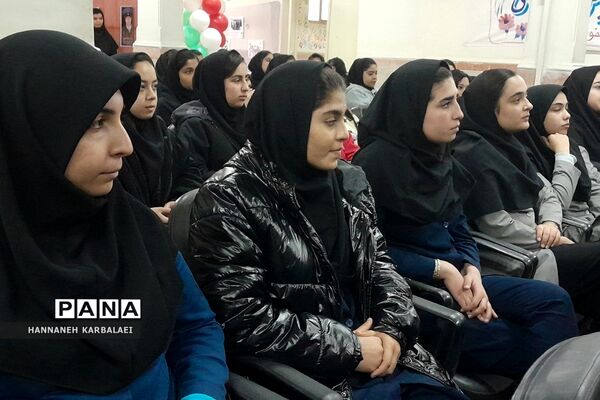 آیین افتتاحیه مدارس انقلاب ناحیه۲ بهارستان