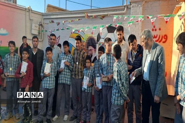 برگزاری جشن عید مبعث حضرت محمد مصطفی(ص) در شهرستان پیشوا