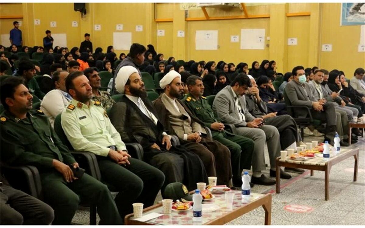 آینده کشور به دست دانش‌آموزان رقم خواهد خورد