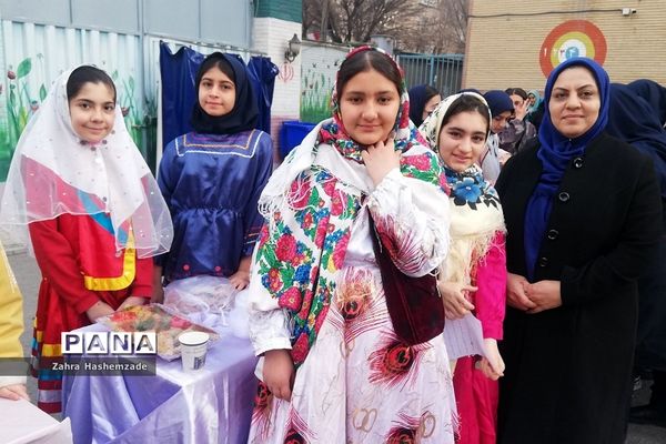 بازارچه کار و فناوری در دبیرستان ولیعصر (عج) ناحیه یک شهرری