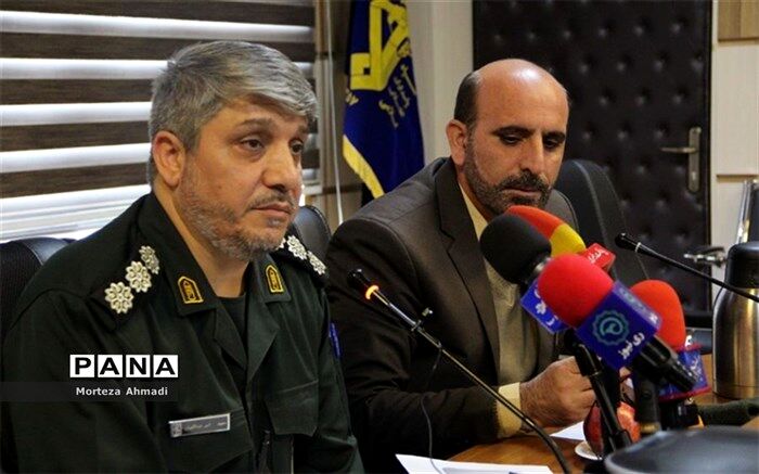 دشمن از طریق فضای مجازی جوانان، نوجوانان و خانواده‌ها را هدف قرار داده است