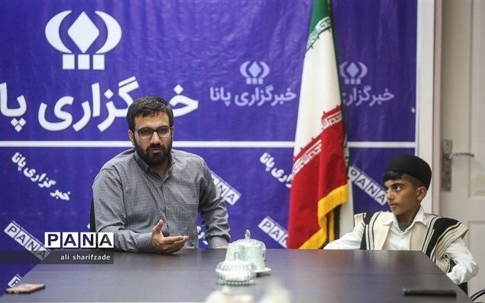برپایی غرفه خبرگزاری پانا در مسیر راهپیمایی یوم‌الله ۲۲ بهمن