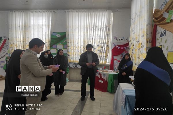 افتتاحیه مدرسه انقلاب دبیرستان نمونه دولتی نجابت