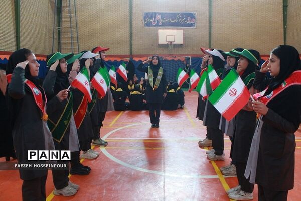 مانور یاوران انقلاب در بهارستان دو