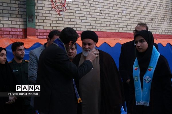 مانور یاوران انقلاب در بهارستان دو