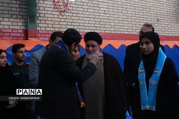 مانور یاوران انقلاب در بهارستان دو