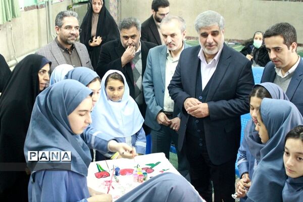 جشنواره کیک جشن انقلاب در مدرسه امام موسی کاظم (ع)