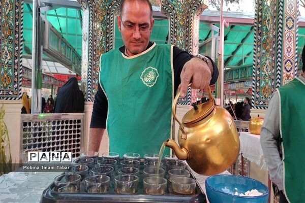 گلباران مزار شهدای قم در دهه فجر