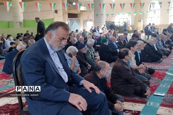 اقامه نماز جمعه در گلوگاه