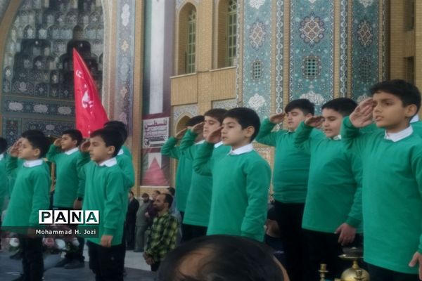 نخستین اجرای سرود »فرمانده مهدی» در مسجد مقدس جمکران-2