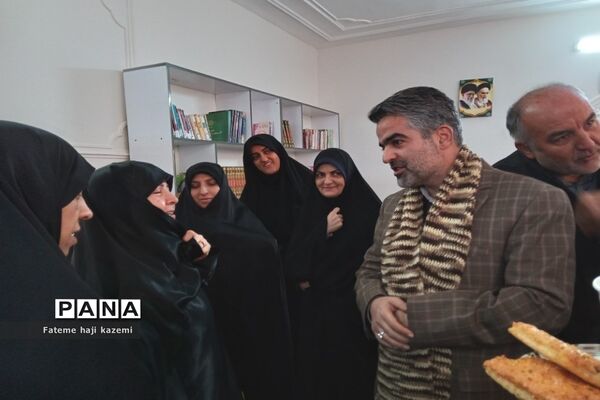 آیین افتتاح و بهره‌برداری سرای محله قلعه‌سین در شهرستان پیشوا