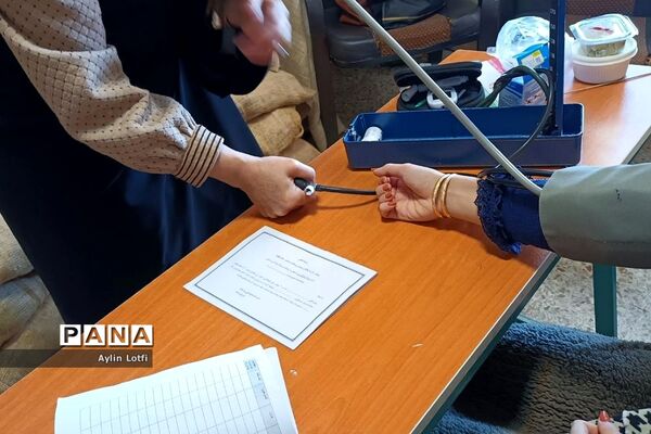 دهه فجر و مبعث رسول الله در دبستان ۱۵ خرداد