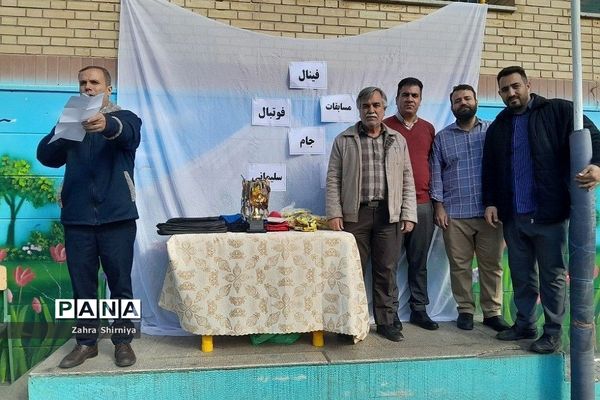 فینال مسابقات جام شهید سلیمانی در دبستان شهید بهشتی یک ناحیه یک شهرری