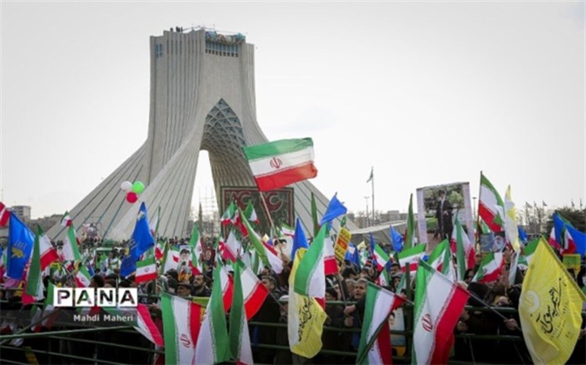 حضور مردم در راهپیمایی 22 بهمن دشمن را مایوس خواهد کرد