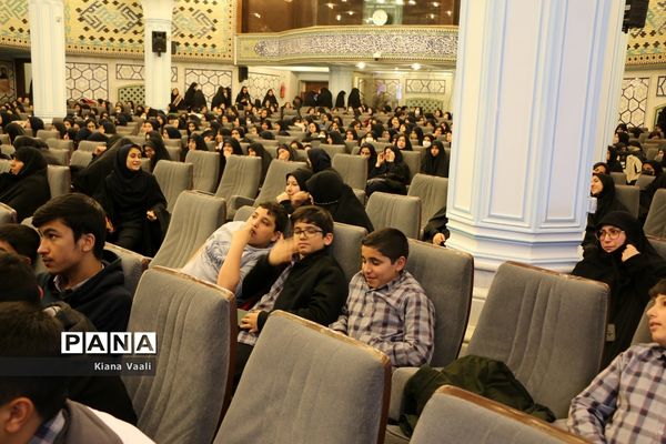 یادواره «پدران آسمانی» در دبیرستان شاهد نجمیه قم-2