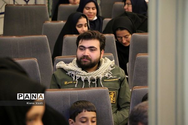 یادواره «پدران آسمانی» در دبیرستان شاهد نجمیه قم-2