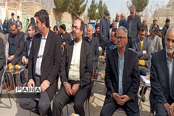 آیین کلنگ زنی و احداث مدرسه ۹ کلاسه در ورامین