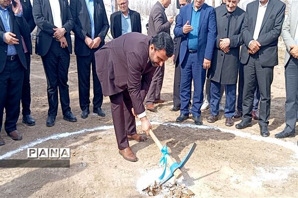 آیین کلنگ زنی و احداث مدرسه ۹ کلاسه در ورامین
