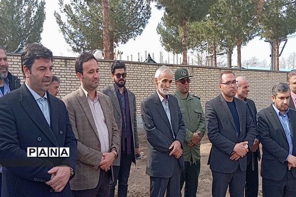 آیین کلنگ زنی و احداث مدرسه ۹ کلاسه در ورامین