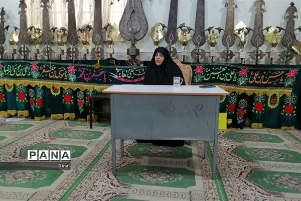 کارگاه  گفتمان مسیر روشن در قرچک