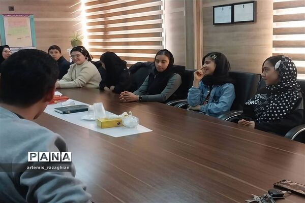 دهمین جلسه از سلسله نشست‌ های« بچه‌های رستا »