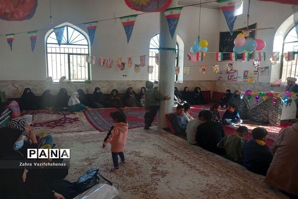 مراسم جشن انقلاب پایگاه بسیج روستای ورقی شهرستان شیروان