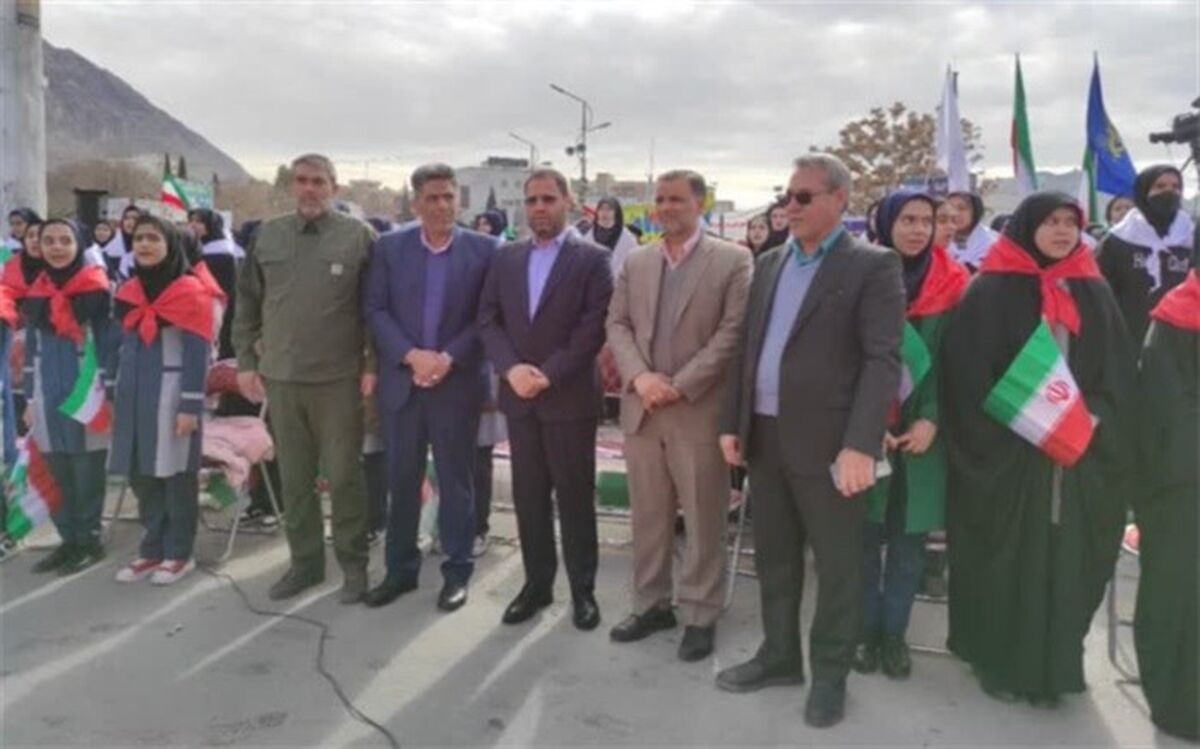 حضور وزیر آموزش و پرورش در راهپیمایی ۲۲ بهمن در خرم‌آباد