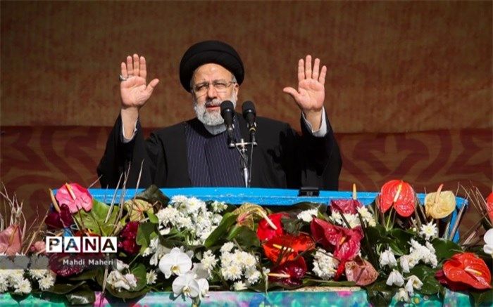 اجازه نمی‌دهیم یک وجب از خاک ایران در اختیار بیگانه قرار بگیرد