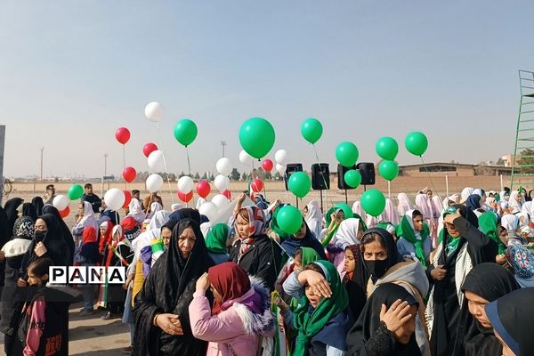 خروش مردم فشافویه در جشن پیروزی انقلاب اسلامی
