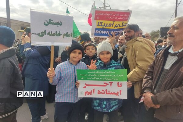 لحظه‌ به‌ لحظه با مردم سروستان در جشن ۴۵ سالگی انقلاب اسلامی
