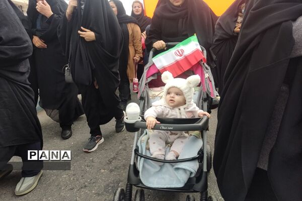 لحظه‌ به‌ لحظه با مردم سروستان در جشن ۴۵ سالگی انقلاب اسلامی