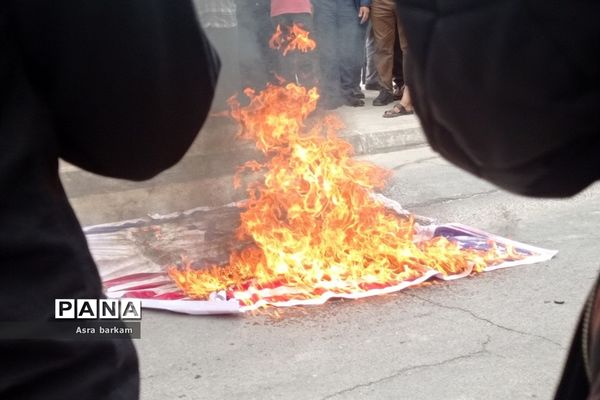 خلق حماسه توسط مردم بندر خمیر