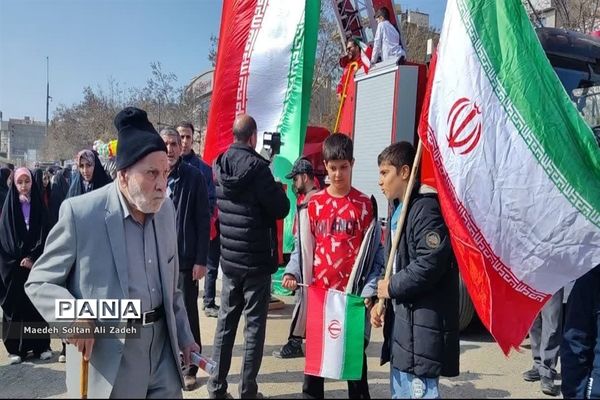 حضور پرشور مردم اسلامشهر در راهپیمایی یوم‌الله 22 بهمن