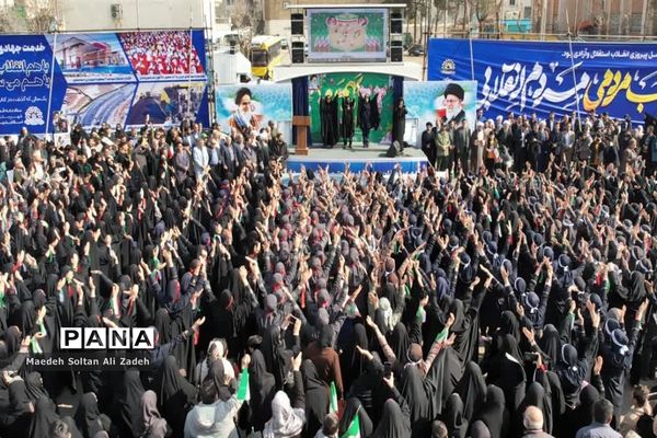 حضور پرشور مردم اسلامشهر در راهپیمایی یوم‌الله 22 بهمن